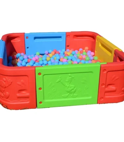Playpen/Sand and Ball Pitcher (Plastic) - Balls Not Included